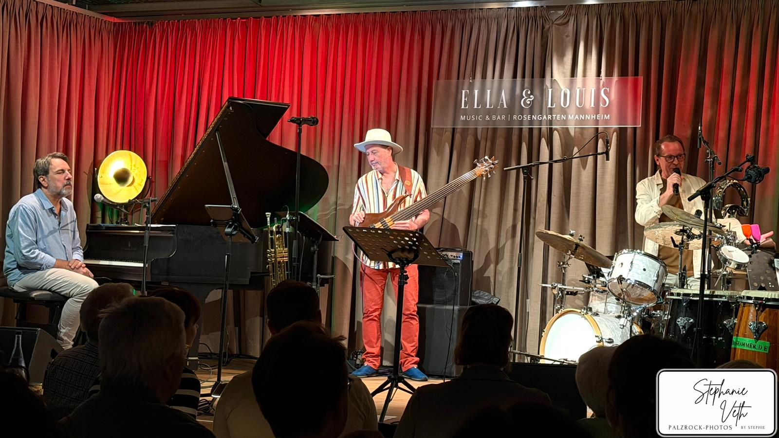 Photo — Jambo Trio European Tour — 04 — Mannheim — Ella & Louis — Mainheim 1