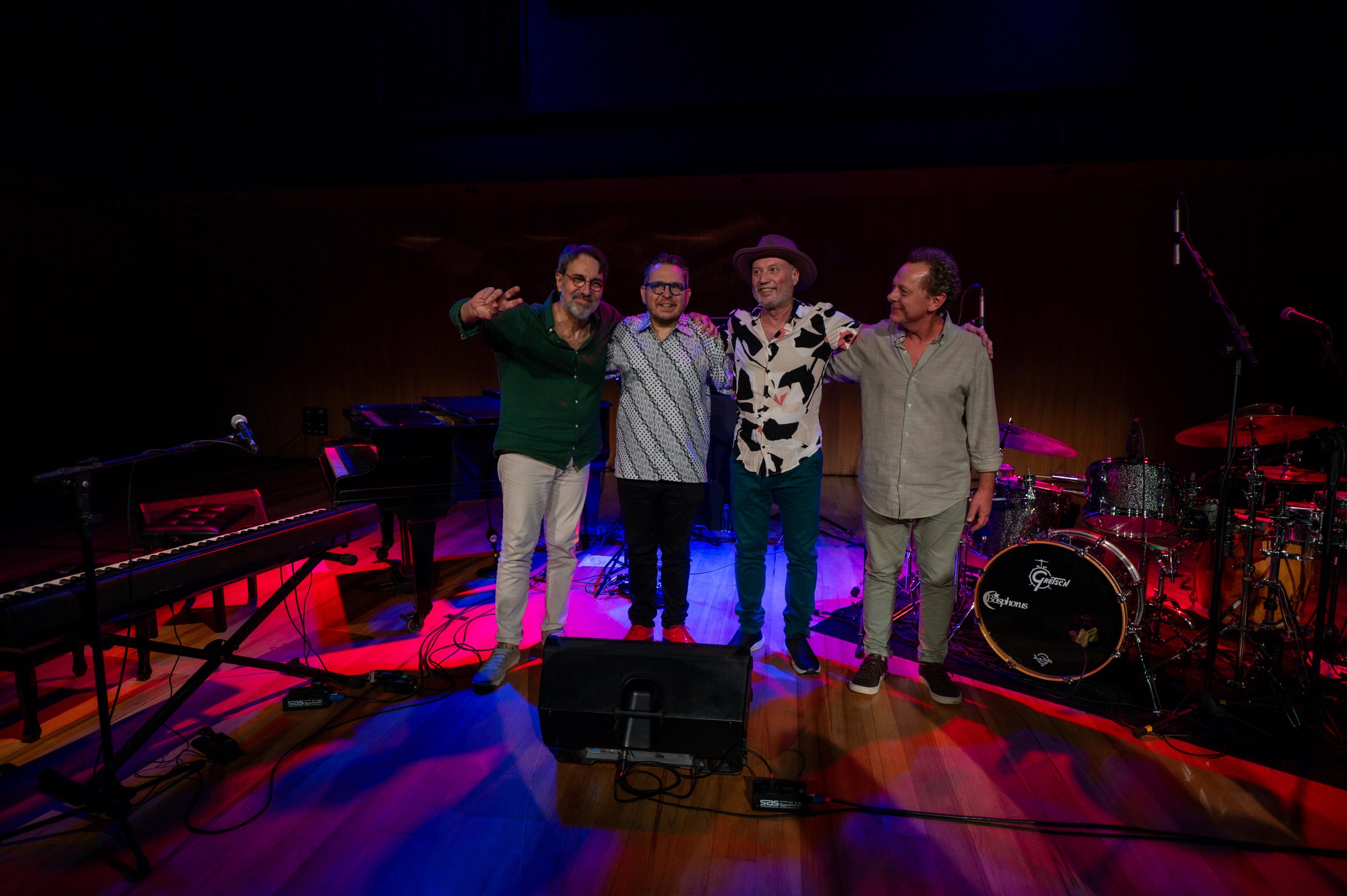 Jambo Trio e Mike del Ferro - @zecarlosdeandrade 0745
